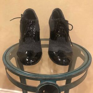 Jon Josef Oxford Pumps